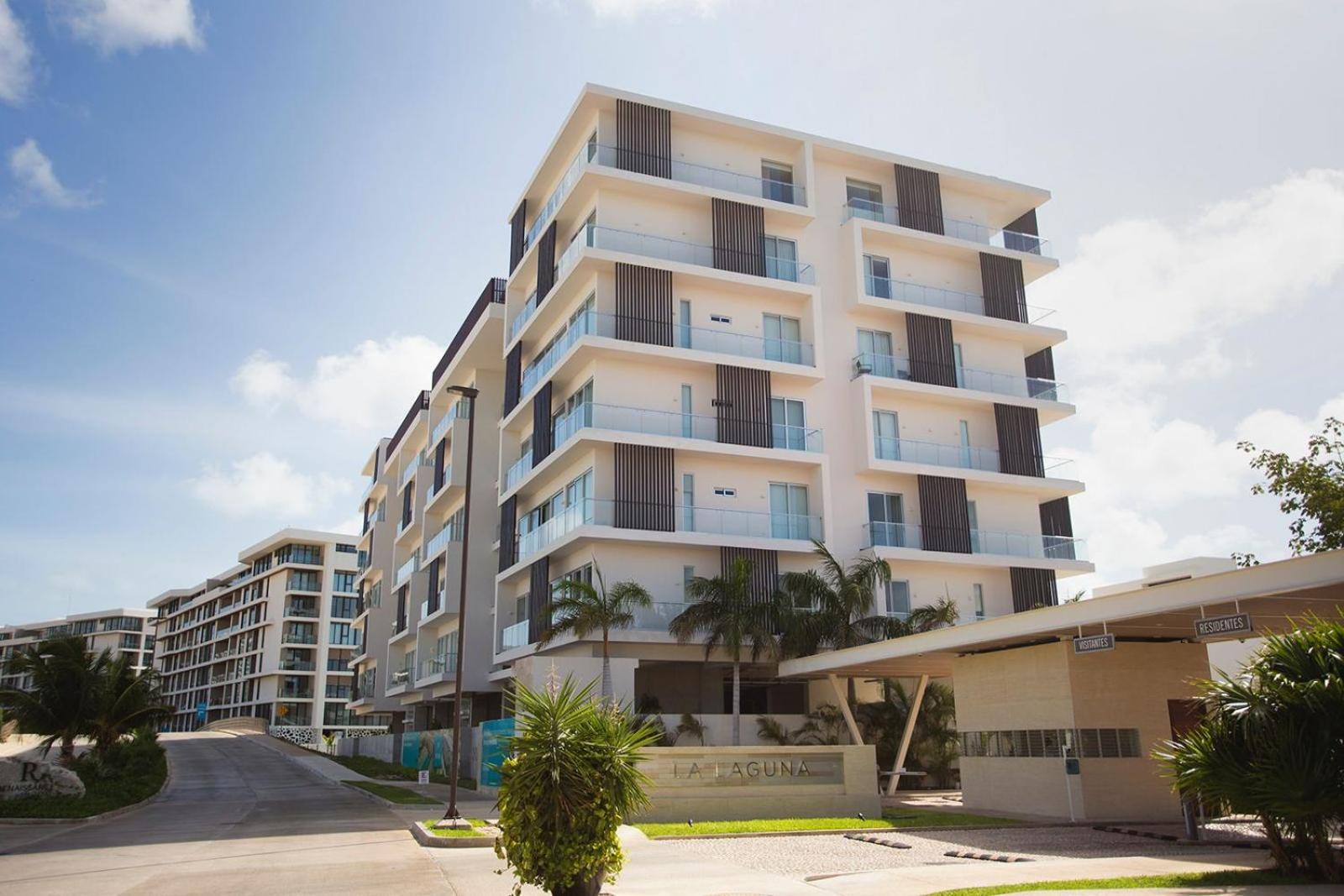 Apartamento Oceanview 3 Bedroom Condo, Rooftop Pool&jacuzzi, Beach! *